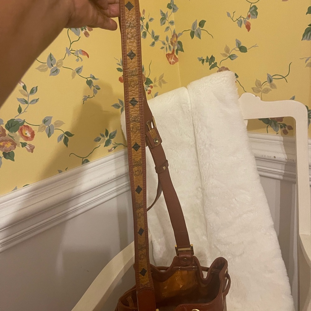 MCM Authentic Bucket Bag - Picture 8 of 9